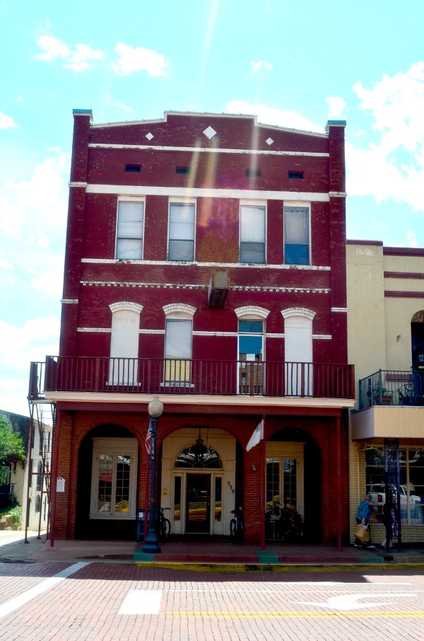 downtown nacogdoches