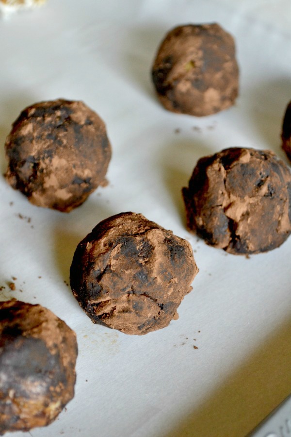 chocolate peanut butter energy balls